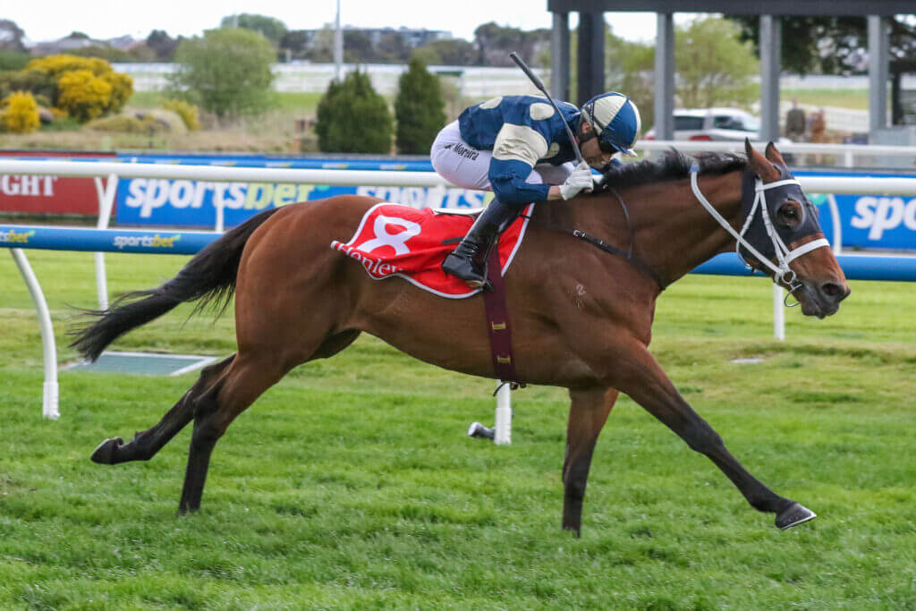 Waller pair shape up in All-Star Mile